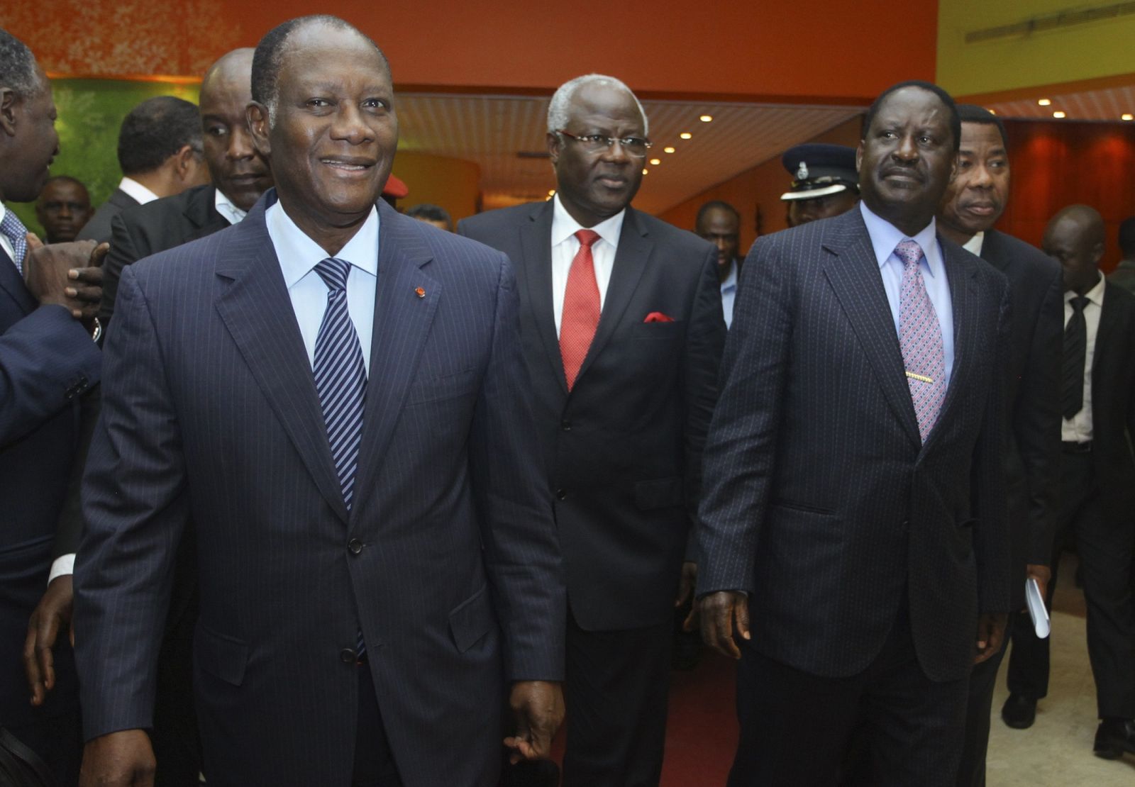 Los líderes de la misión sudafricana durante su visita a Abidjan