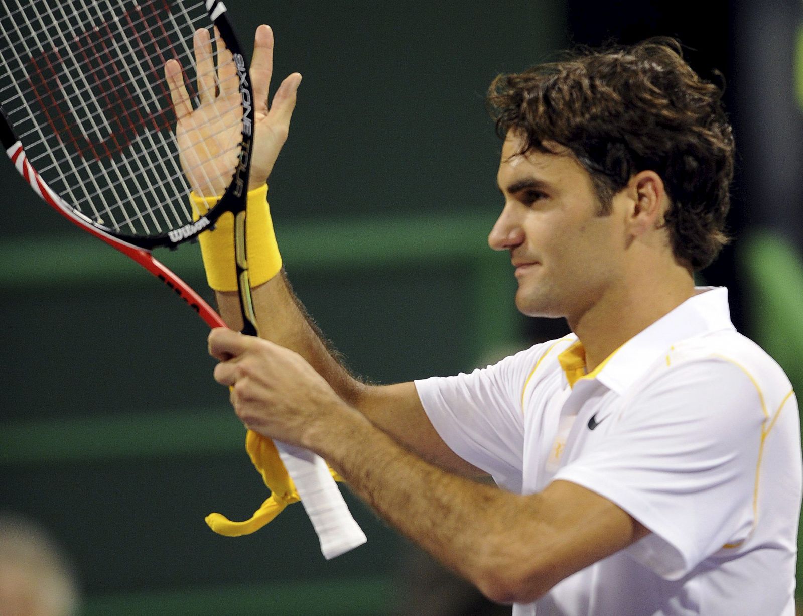 Federer consigue su tercer título en el torneo de Doha