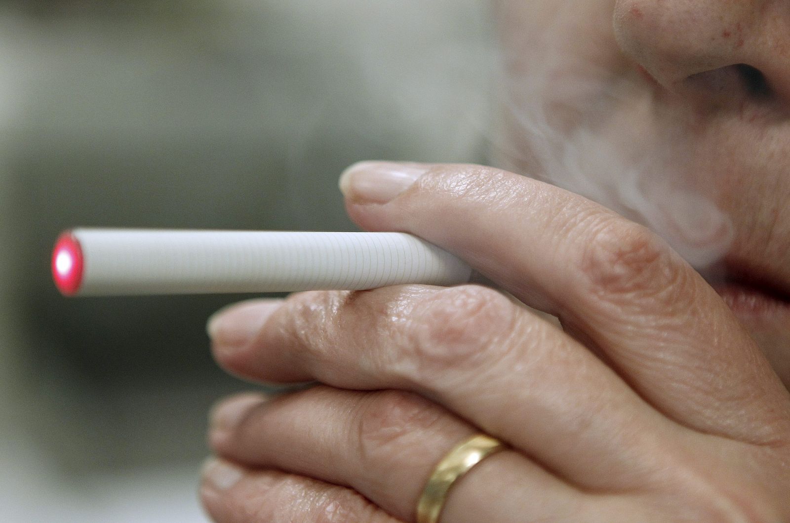 LA VENTA DE CIGARRILLOS ELECTRÓNICOS SE MULTIPLICA POR 10 CON LA NUEVA LEY