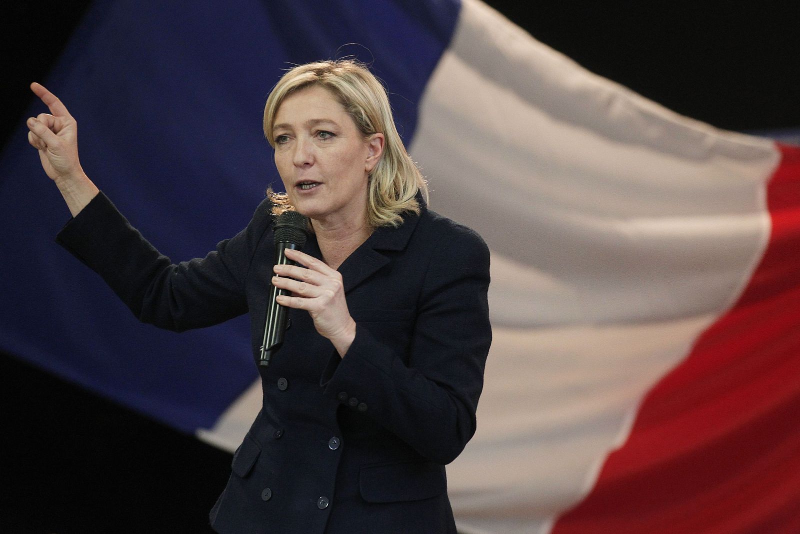 Marine Le Pen durante un acto de campaña de su partido