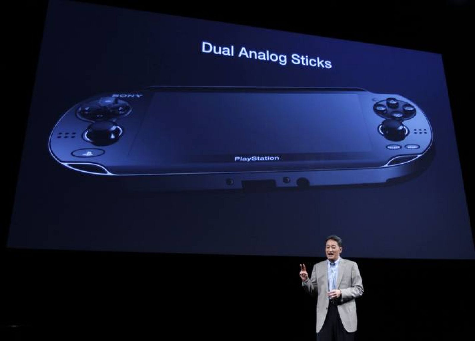 La nueva PSP2 también se conoce como 'NPG' (Next Generation Portable) y cuenta con dos pequeños mandos analógicos como controles