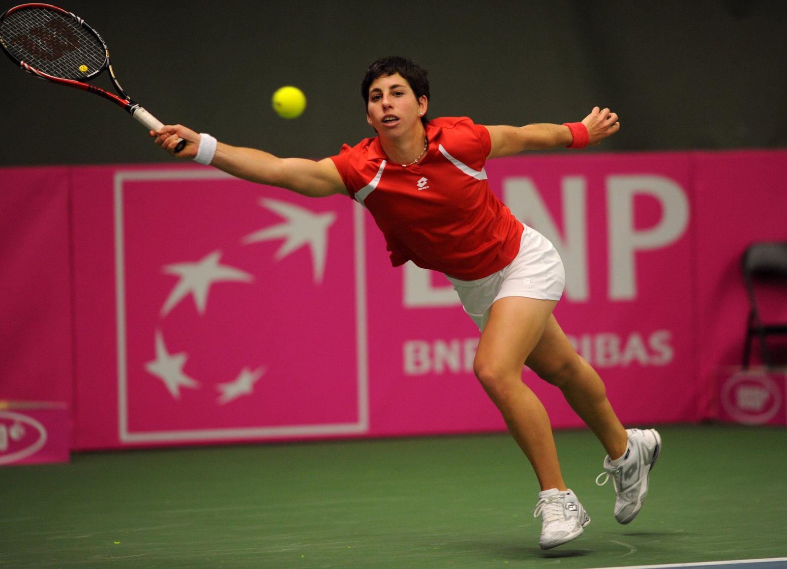 Carla Suárez durante su partido en Tallin (Estonia).