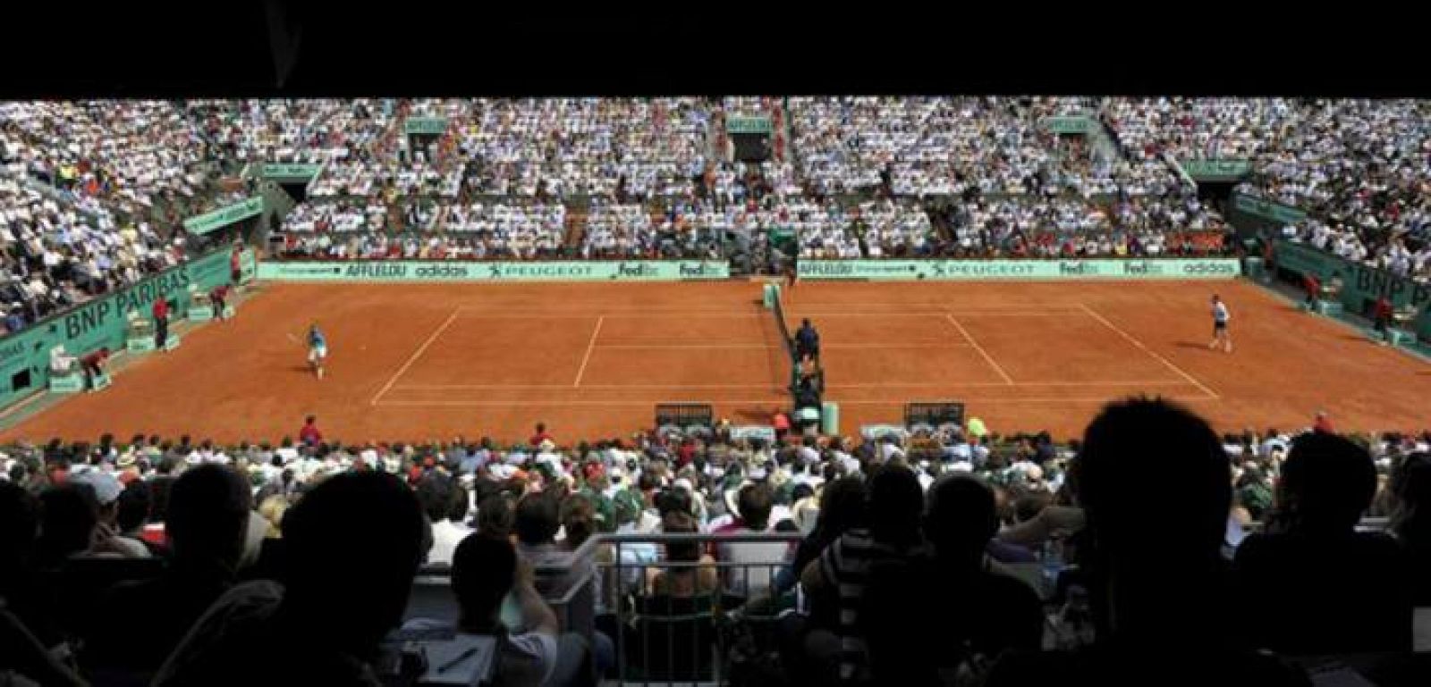 La pista de Roland Garros durante un encuentro ente Nadal y Soderling.