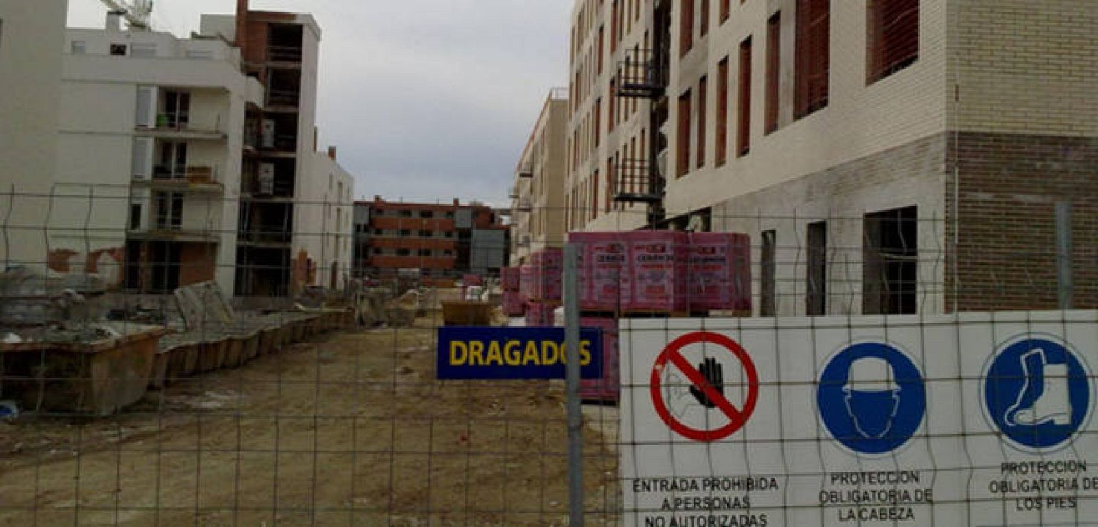 Detalle de una de las construcciones de la promotora Iniciares en Torrejón de Ardoz