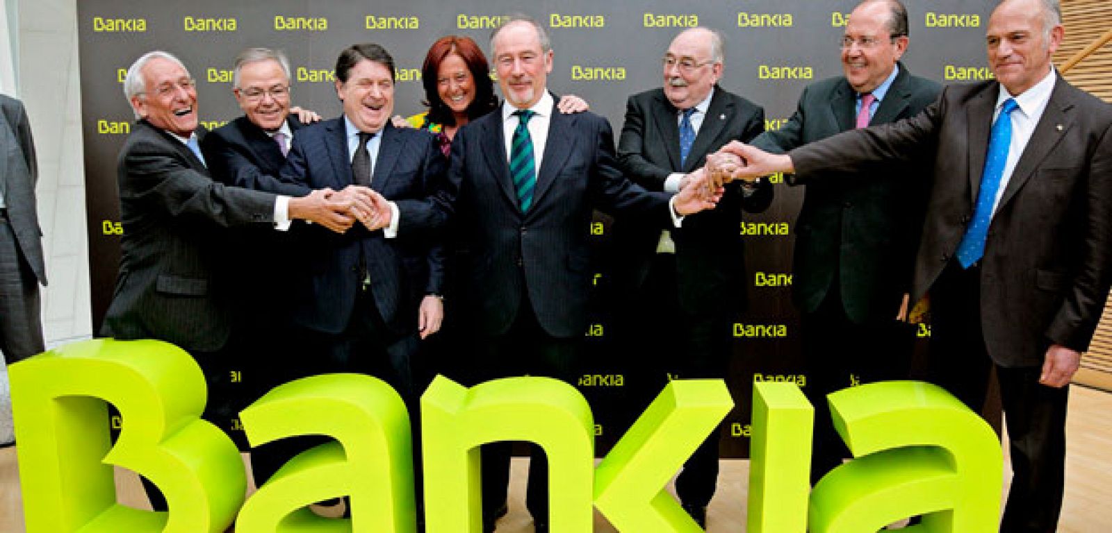 Bankia será la marca comercial de la fusión de Caja Madrid y otras seis cajas 