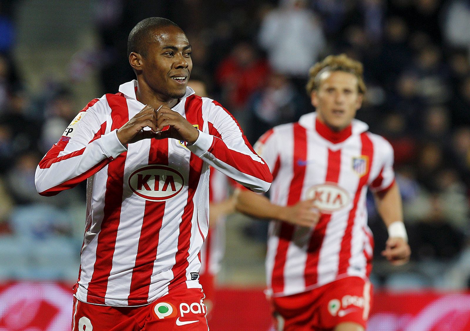 El centrocampista brasileño Elías Mendes, celebra un gol con el Atlético de Madrid