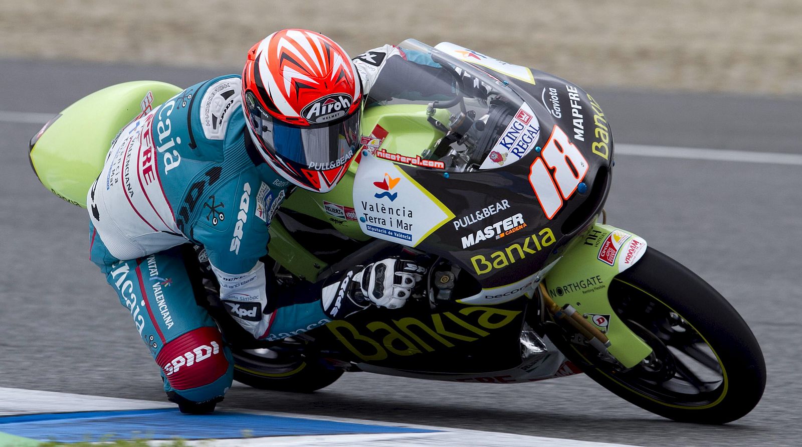 El piloto español Nicolás Terol (Aspar Team), durante la primera jornada de los últimos entrenamientos de pretemporada en la categoría de 125 cc.