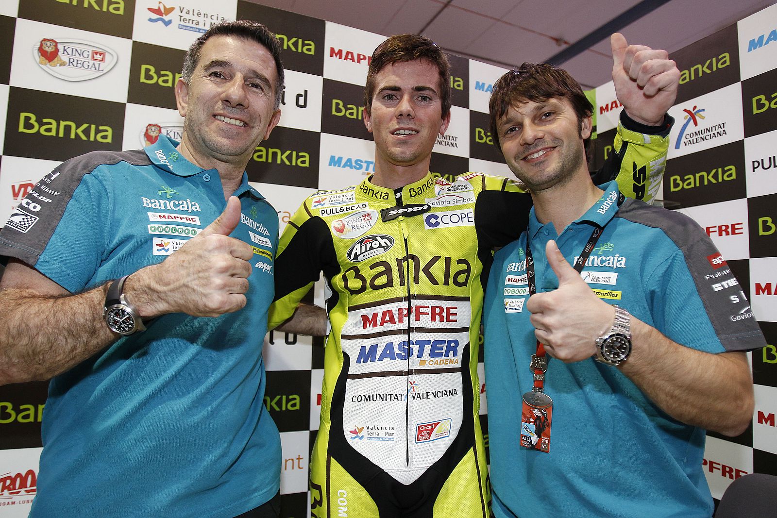 El equipo Aspar celebró la primera victoria del año de Nico Terol.