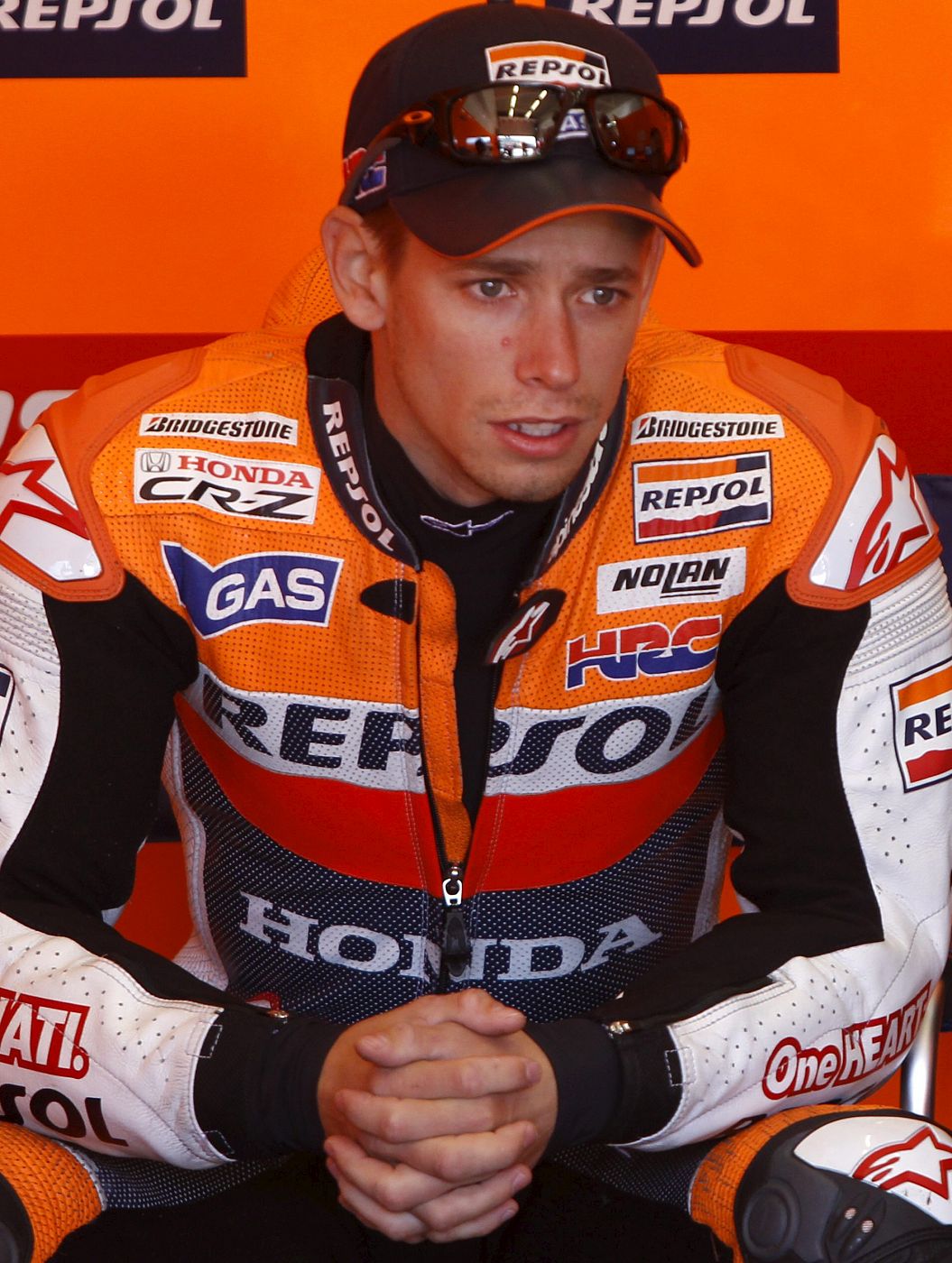 El piloto australiano de MotoGP, Casey Stoner, en un descanso de los entrenamientos