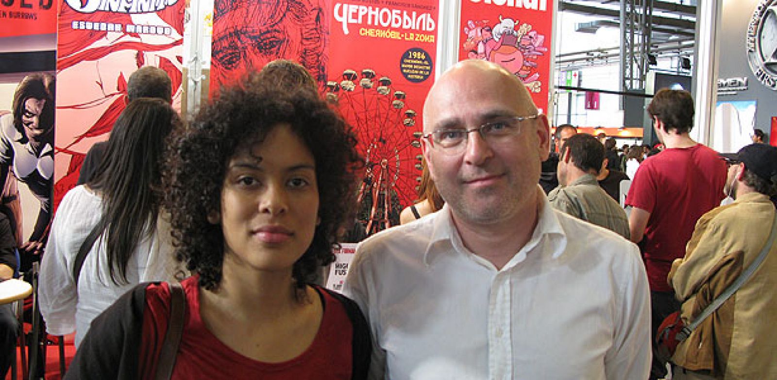 Natacha Bustos y Francisco Sánchez en el salón del Cómic de Barcelona