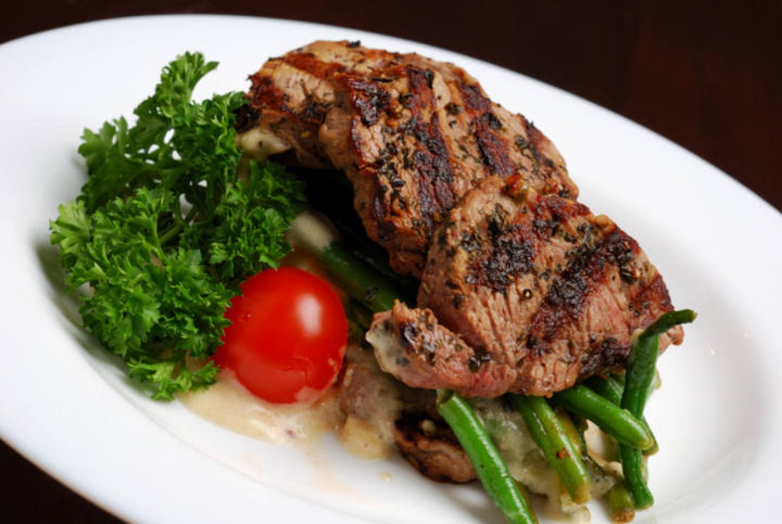  La carne roja, fuente de hierro, vitamina B12 y proteínas