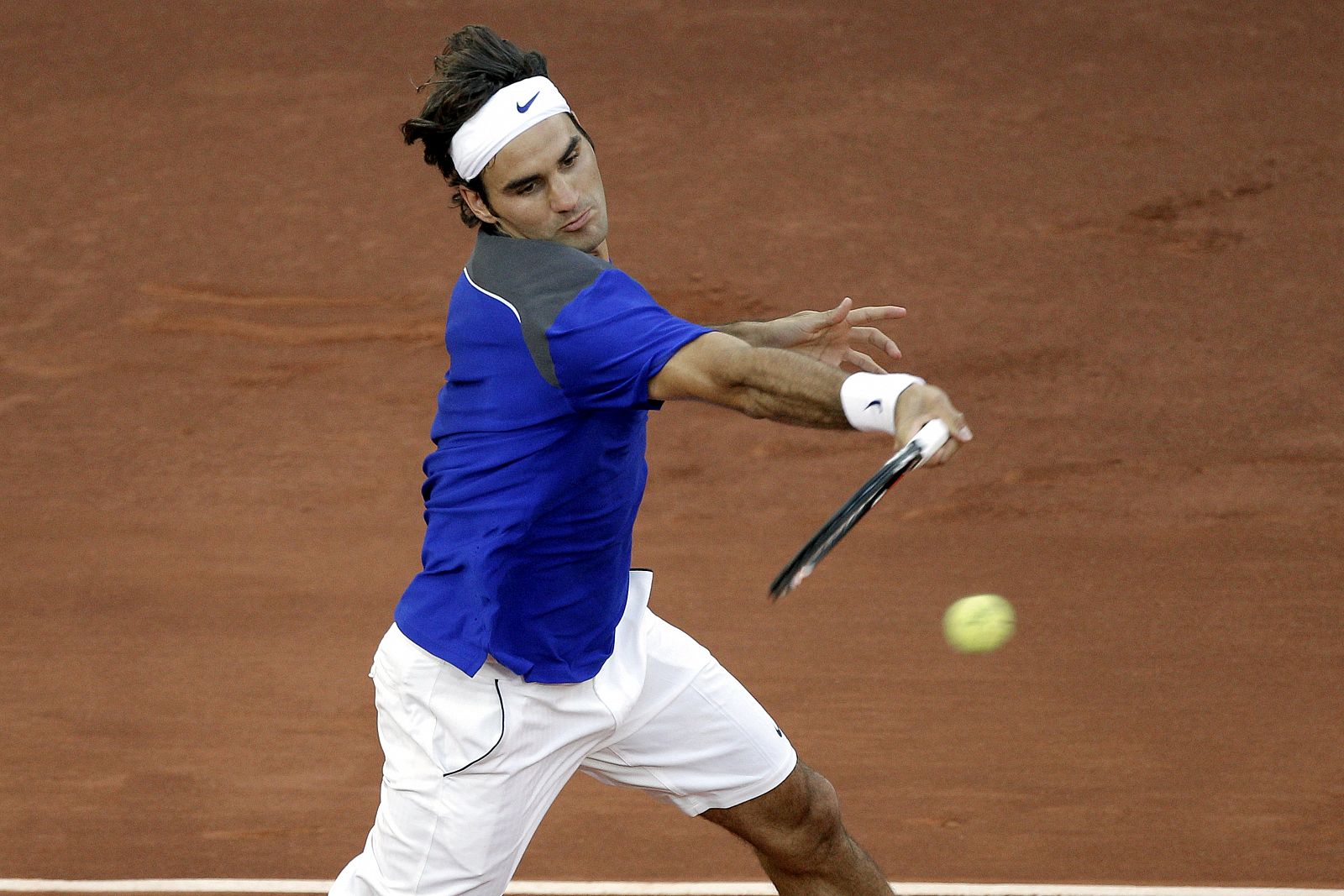 El tenista suizo Roger Federer se ha impuesto al español, Feliciano López.