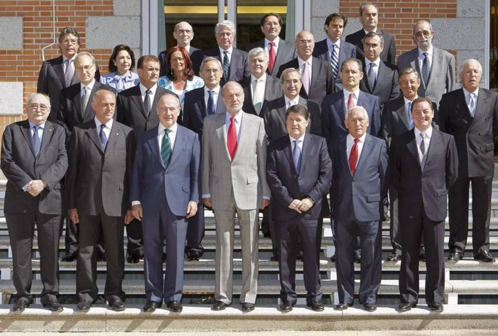 EL REY RECIBE A RATO Y AL RESTO DEL CONSEJO DEL BANCO DE CAJA MADRID