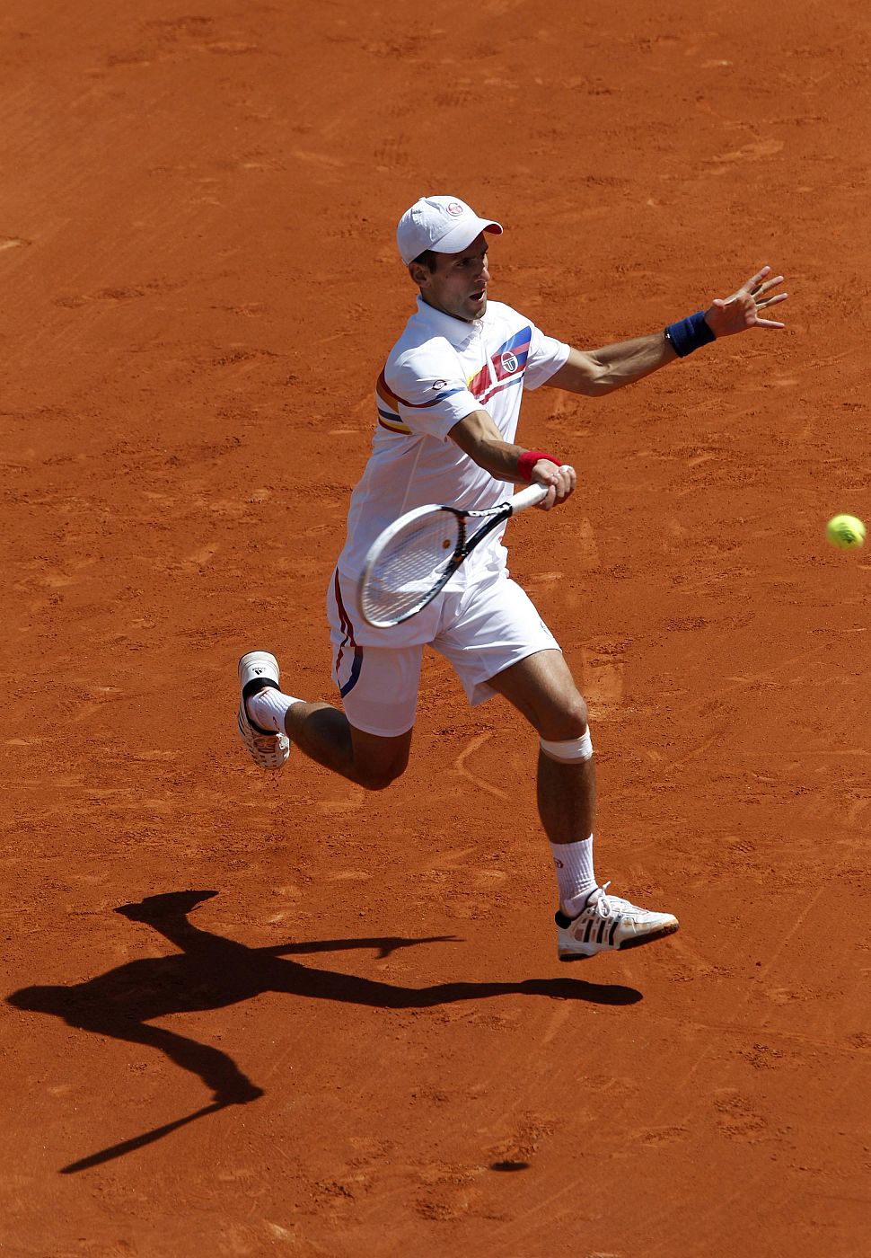 Djokovic debuta en Roland Garros