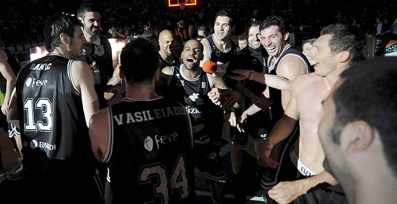 SEGUNDO ENCUENTRO DE CUARTOS ENTRE BIZKAIA BILBAO Y POWER ELECTRONICS