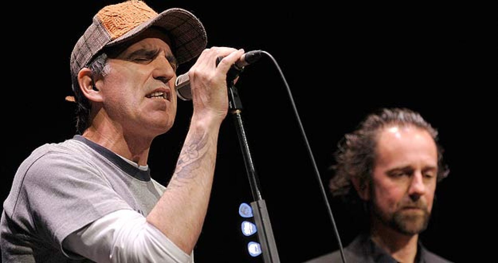 Los músicos Mikel Erentxun y Diego Vasallo han presentado sus nuevos discos, pero también ha habido momentos para el recuerdo.