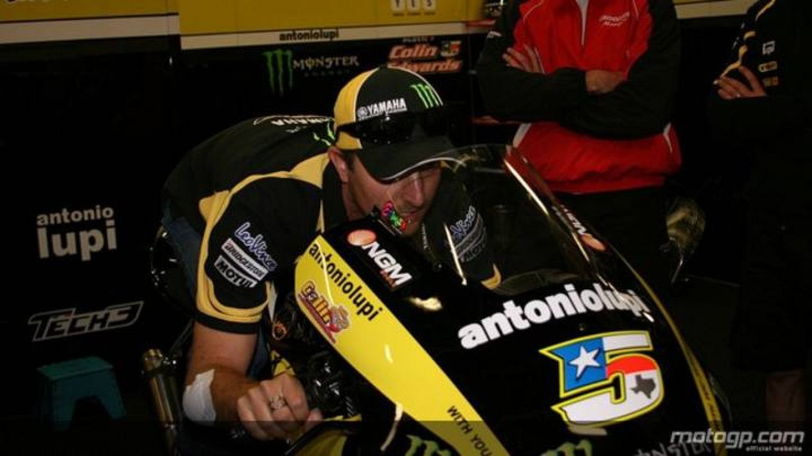 Colin Edwards correrá este fin de semana en el GP de Gran Bretaña.
