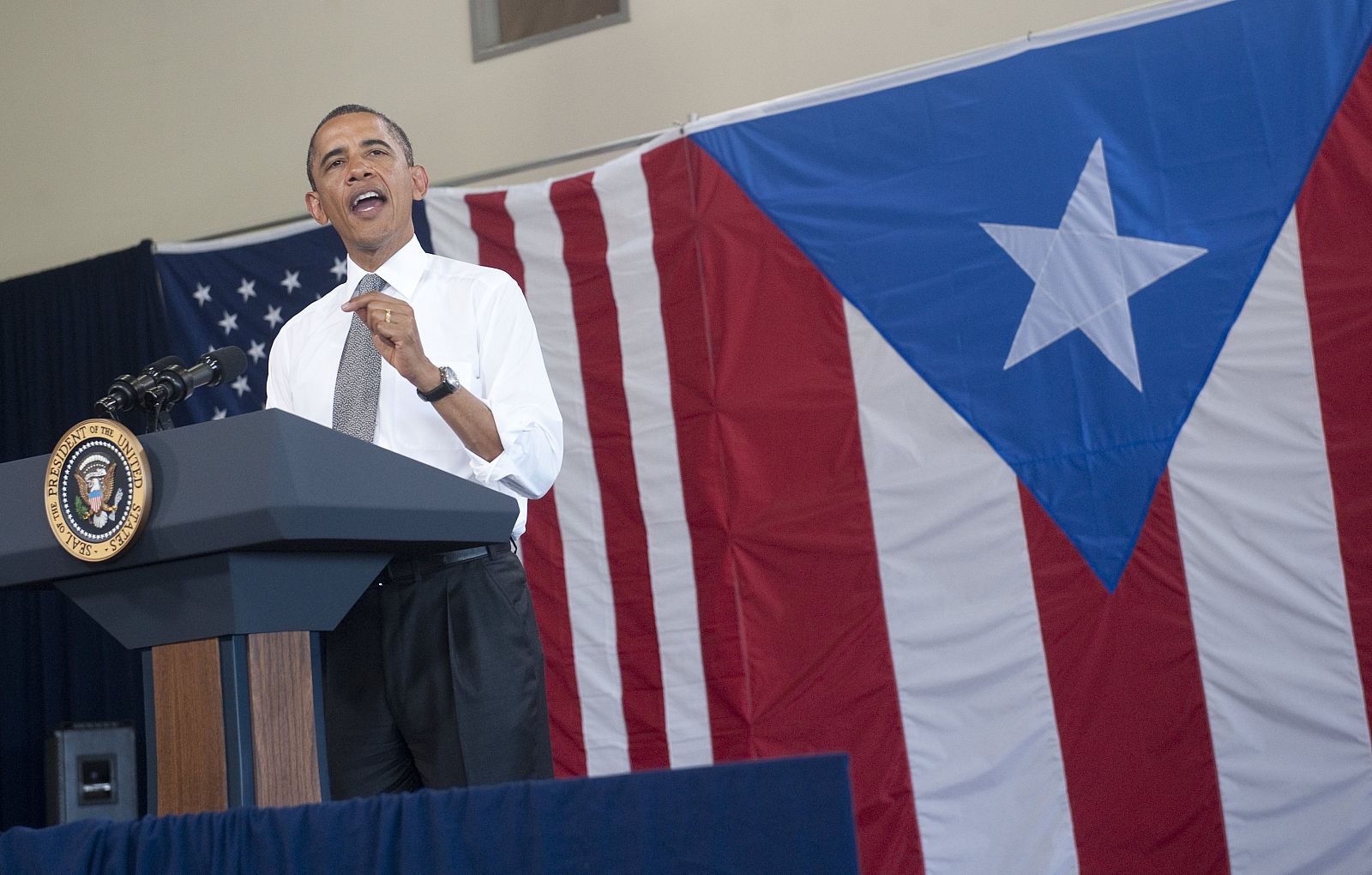 El presidente de EE.UU., Barack Obama, ha pronunciado un discurso en la base aérea de San Juan, en Puerto Rico.