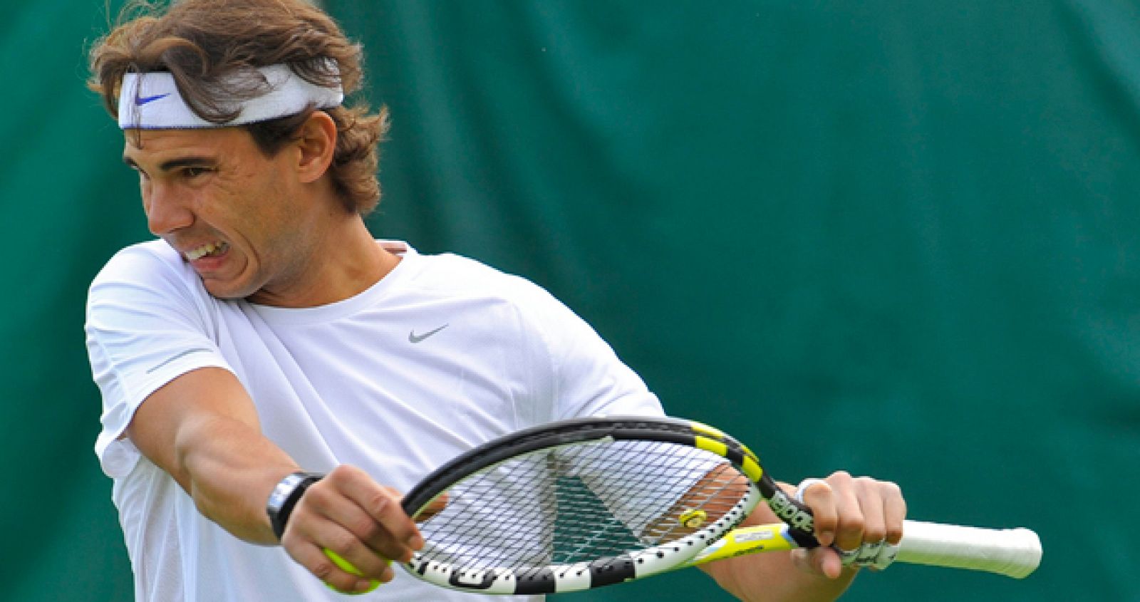 El tenista Rafael Nadal durante un entrenamiento.