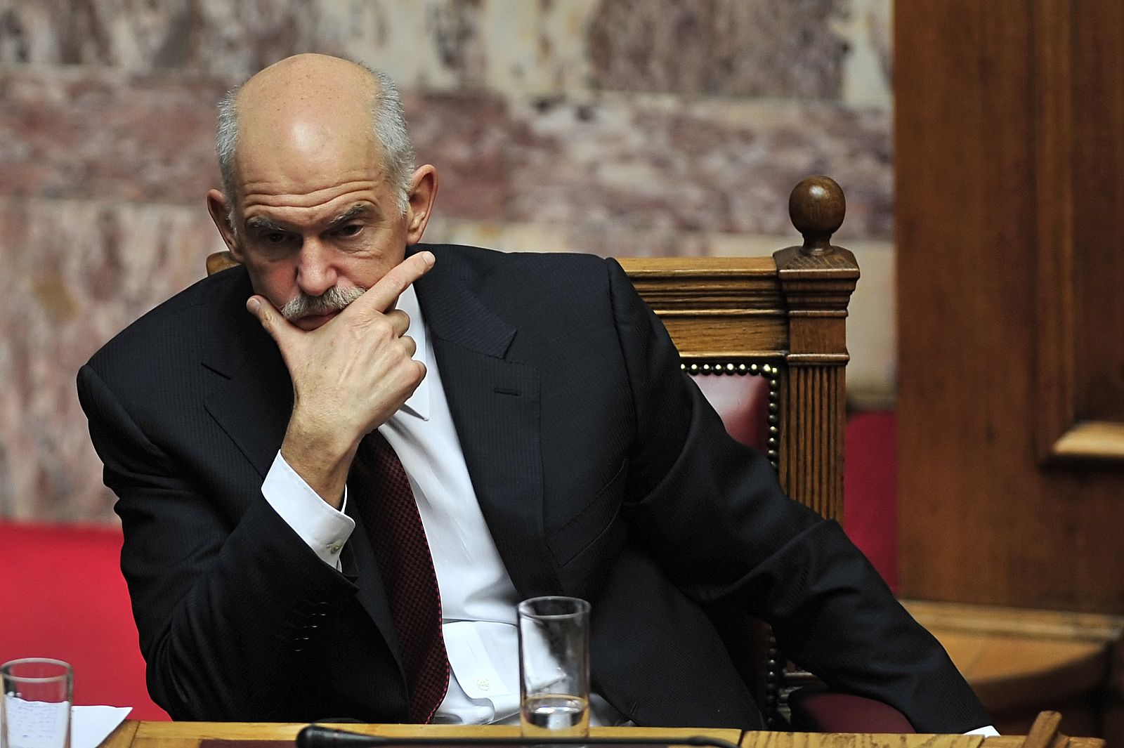 El primer ministro griego, durante la votación del paquete de ajuste.