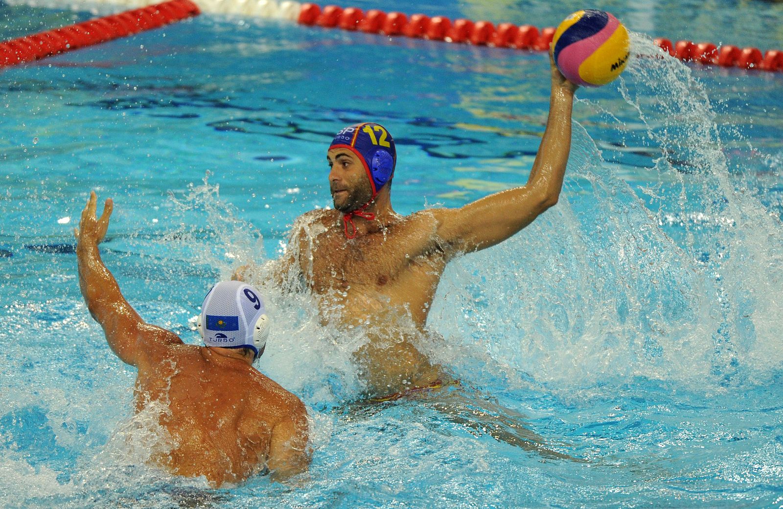 Javier Garcia Gadea durante el partido que ha disputado España contra Kazajistán en los Mundiales de natación de Shanghái