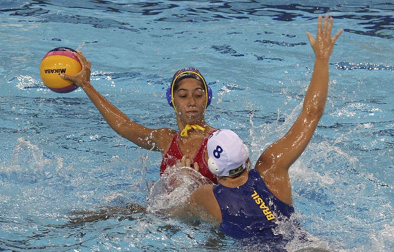 España gana a Brasil y se clasifica para octabos