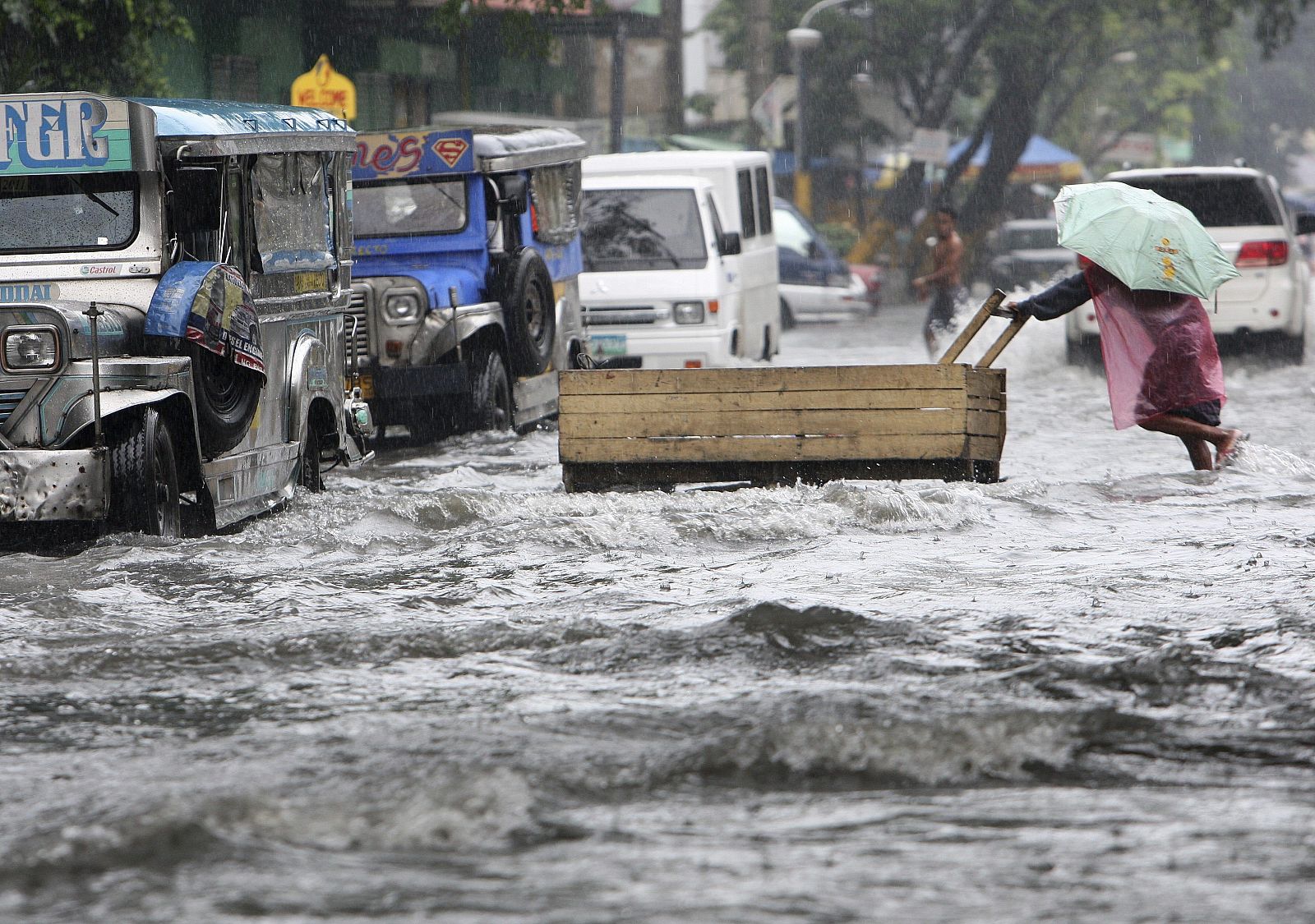 Una imagen de una tormenta en Manila, Filipinas