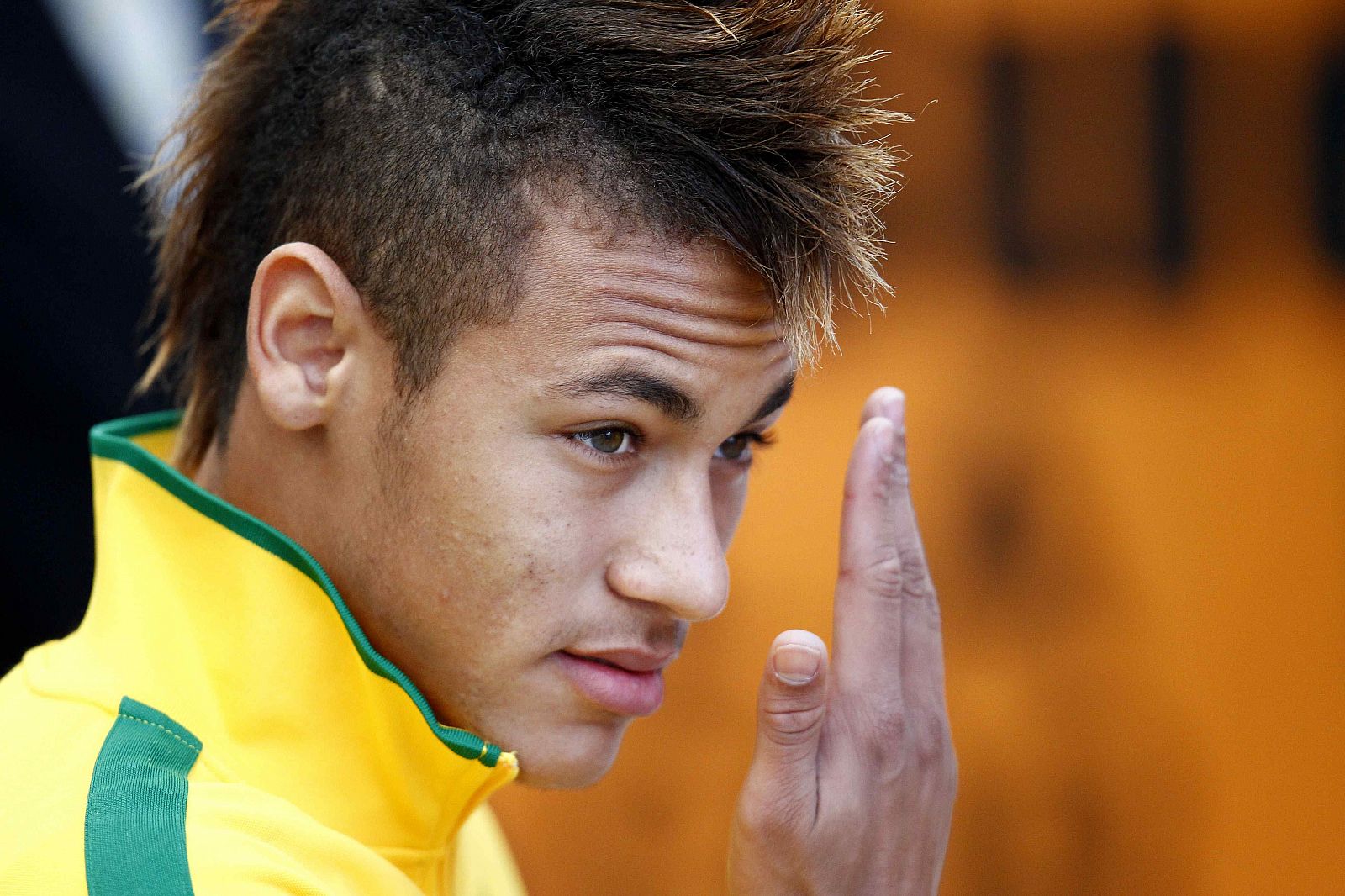 Brazil's Neymar gestures before the start of their quarter-final soccer match against Paraguay at the Copa America in La Plata