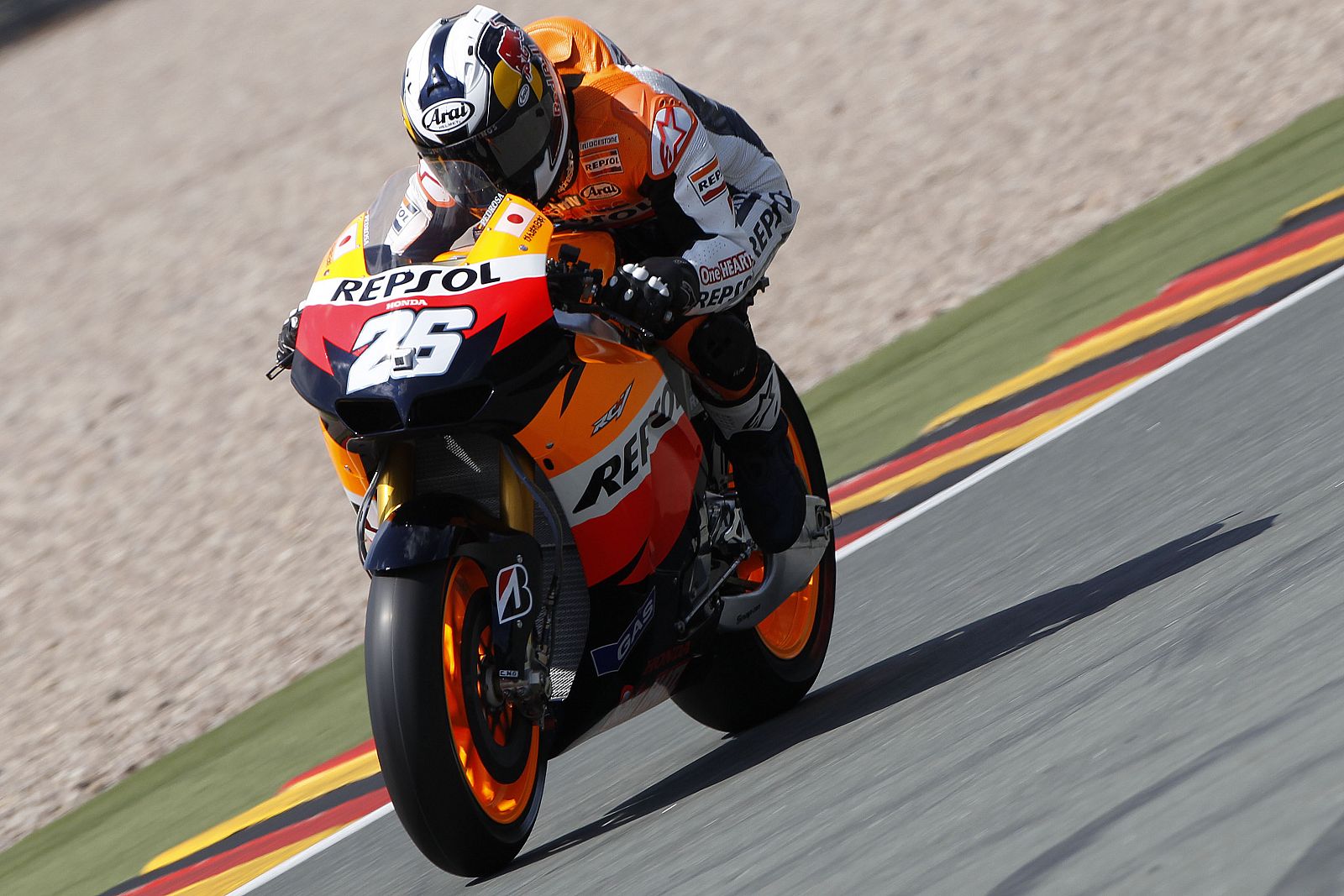 Dani Pedrosa vuelve con fuerza tras el parón veraniego.