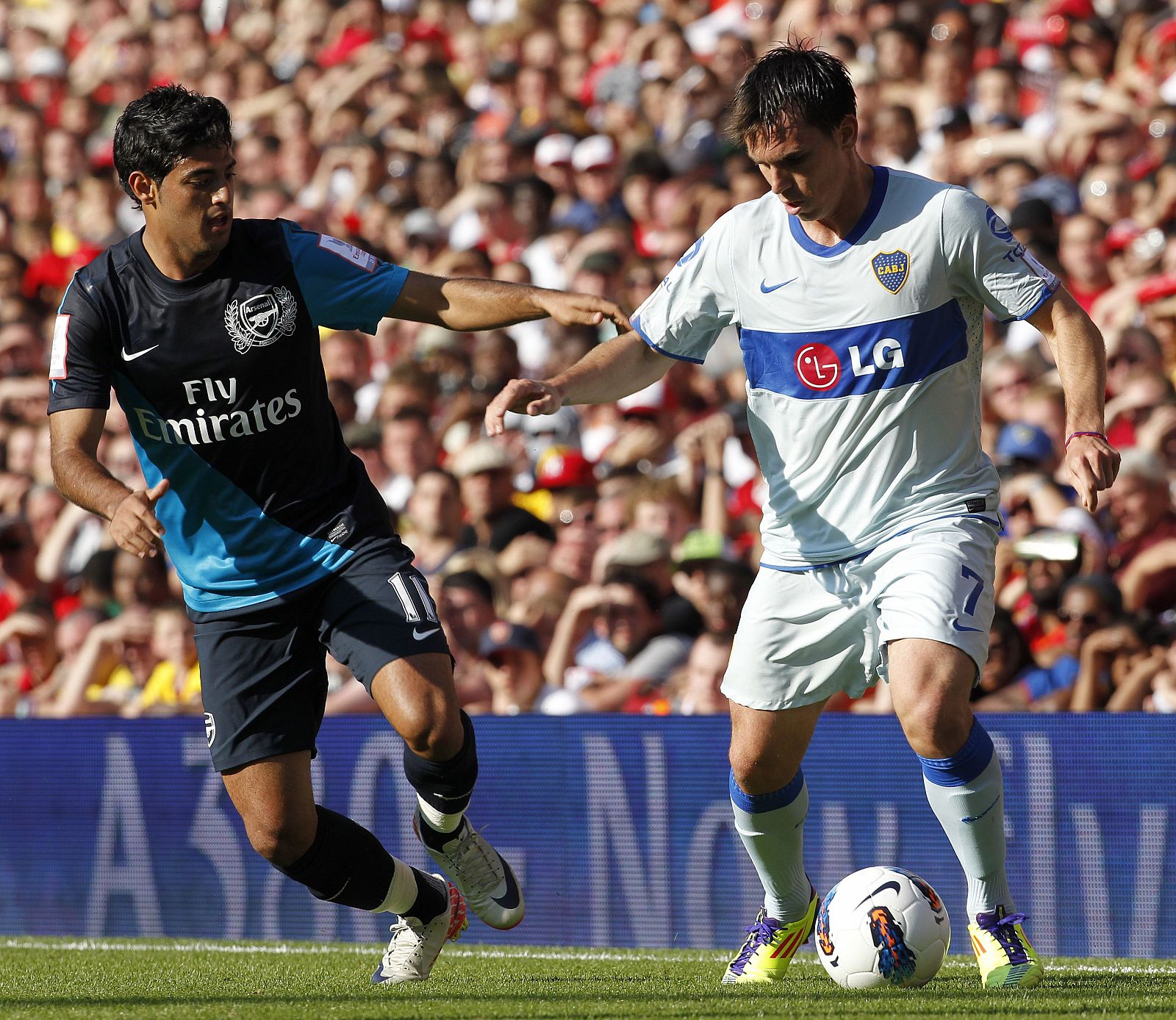 Carlos Vela llega cedido del Arsenal a la Real Sociedad