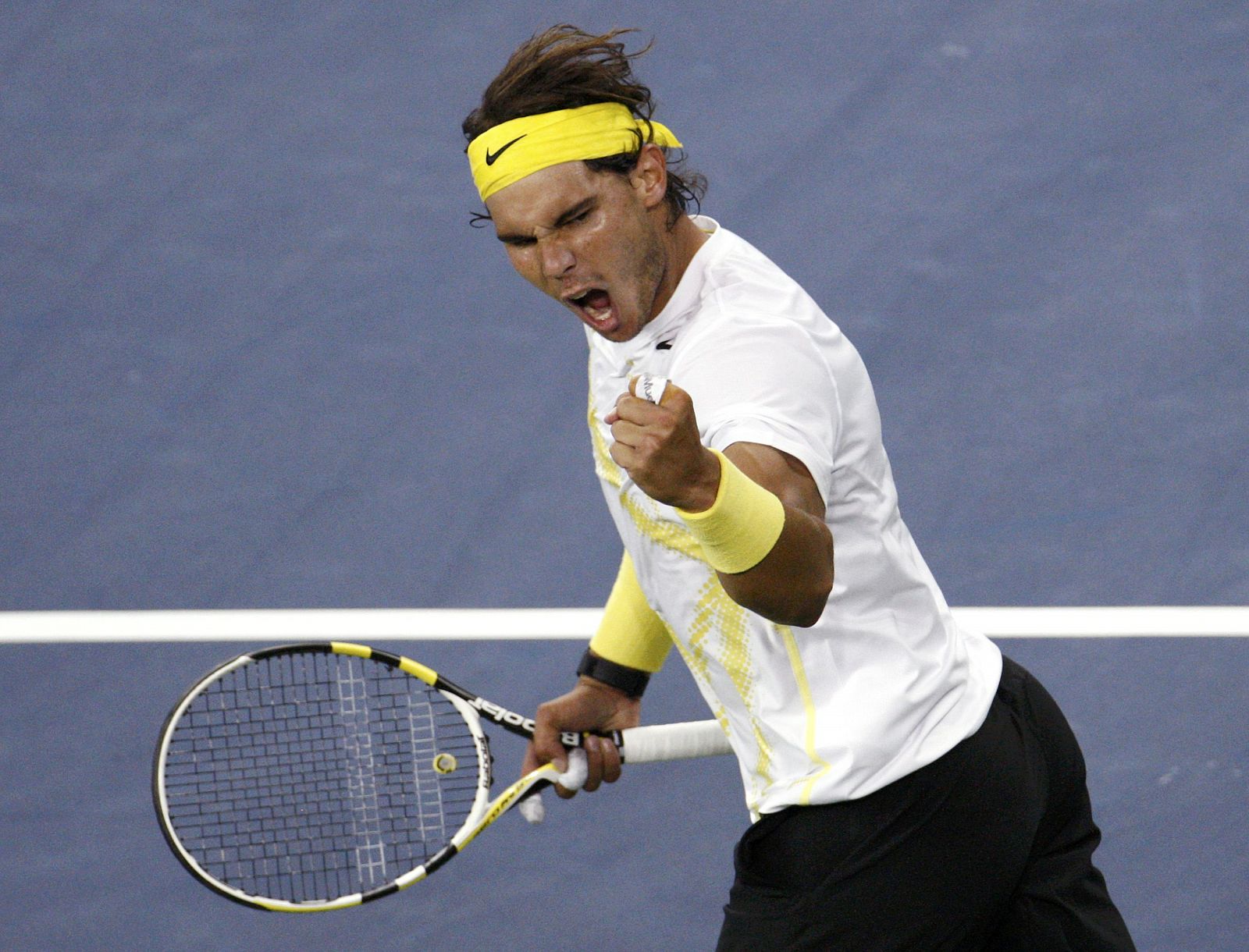 Nadal celebra su victoria ante el kazajo Golubev