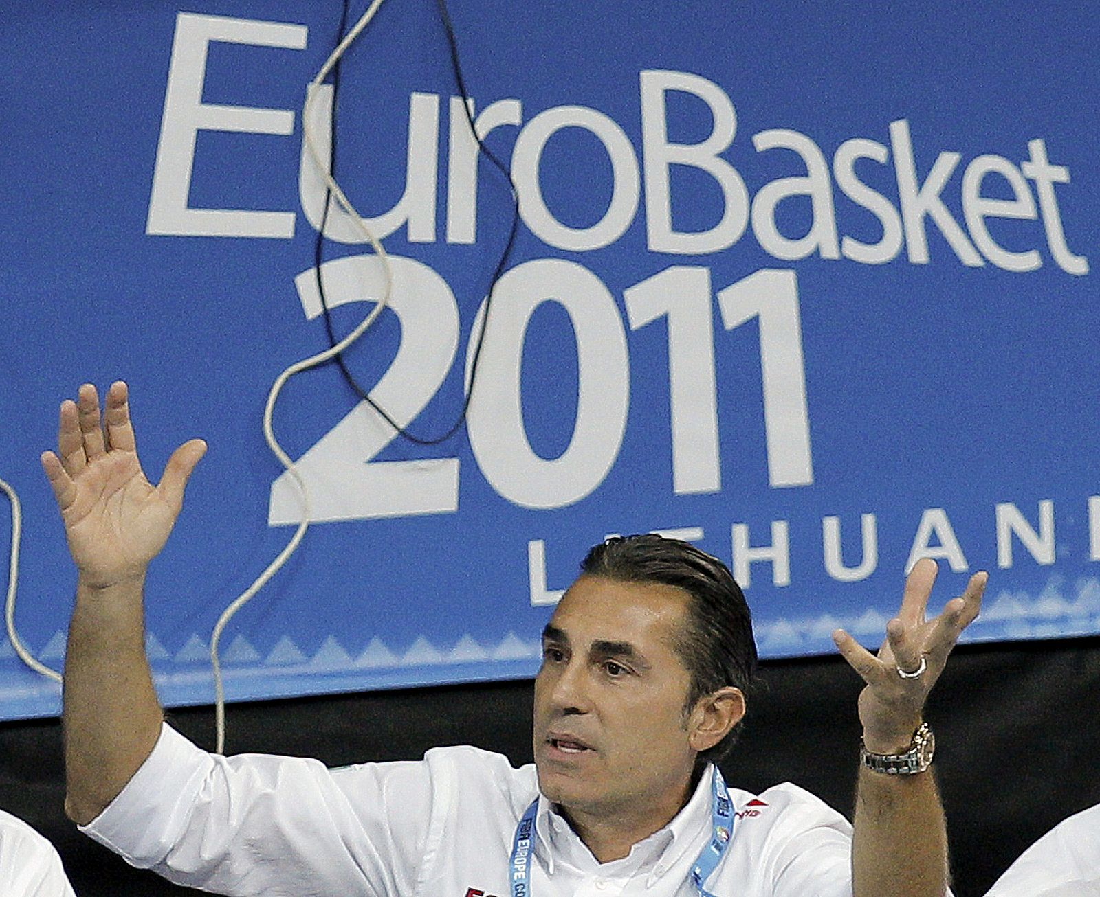 El seleccionador español, Sergio Scariolo, durante el partido que Turquía ganó hoy a España 65-57