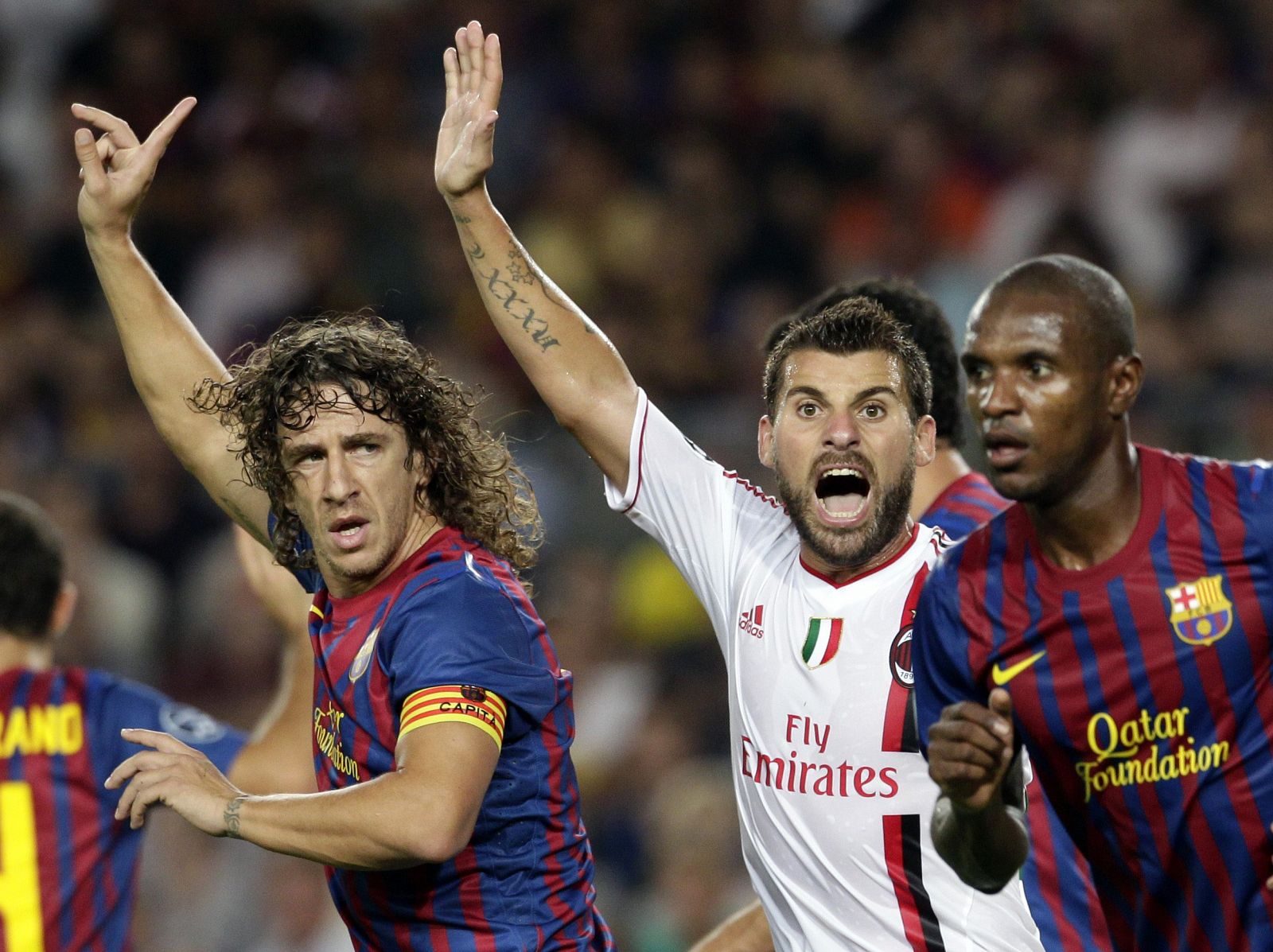 El capitán del Barcelona, Carles Puyol, durante un momento del partido frente al Milan.