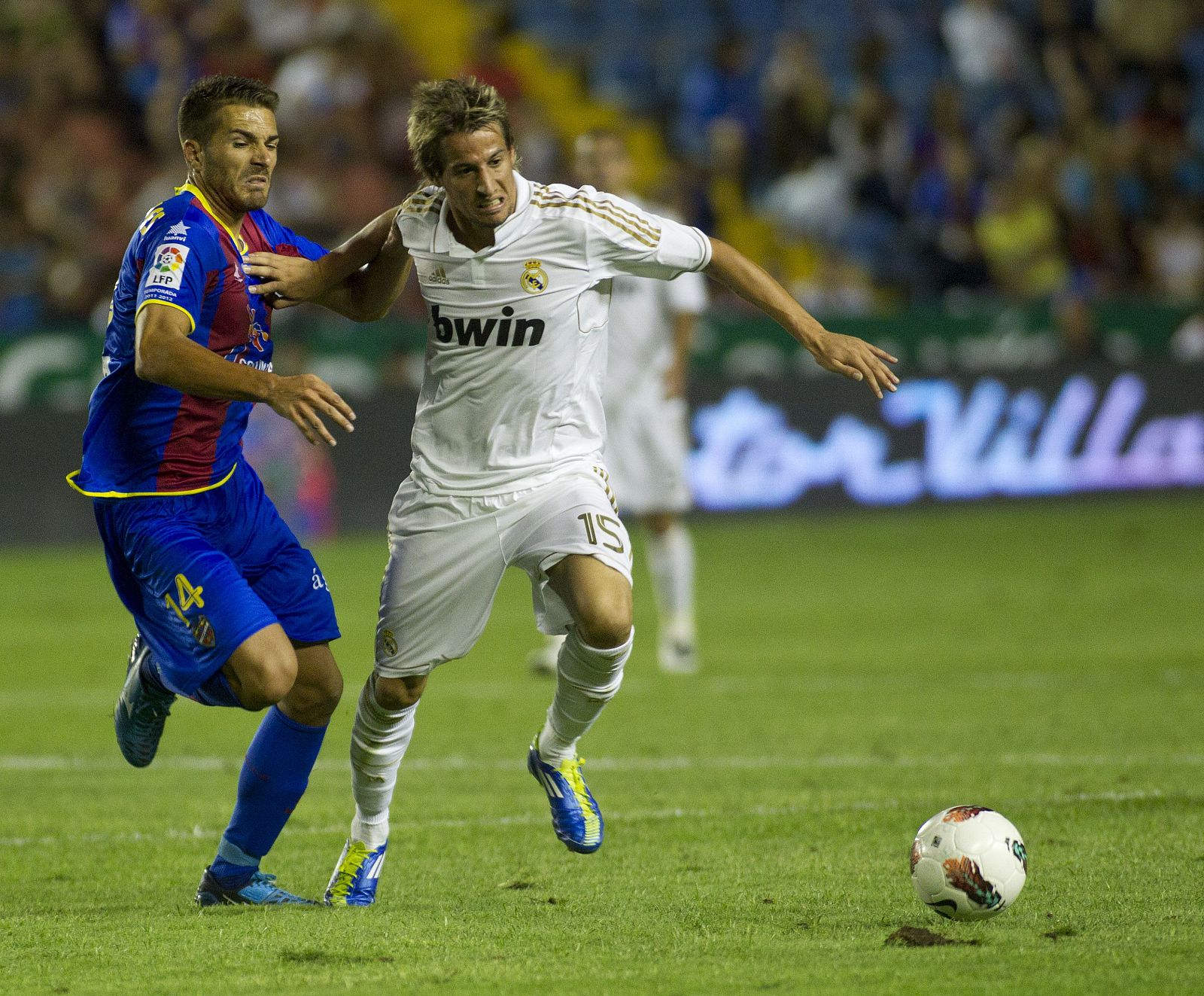 Fabio Coentrao, lesionado tras el partido del Levante, será una de las bajas del Real Madrid ante el Racing