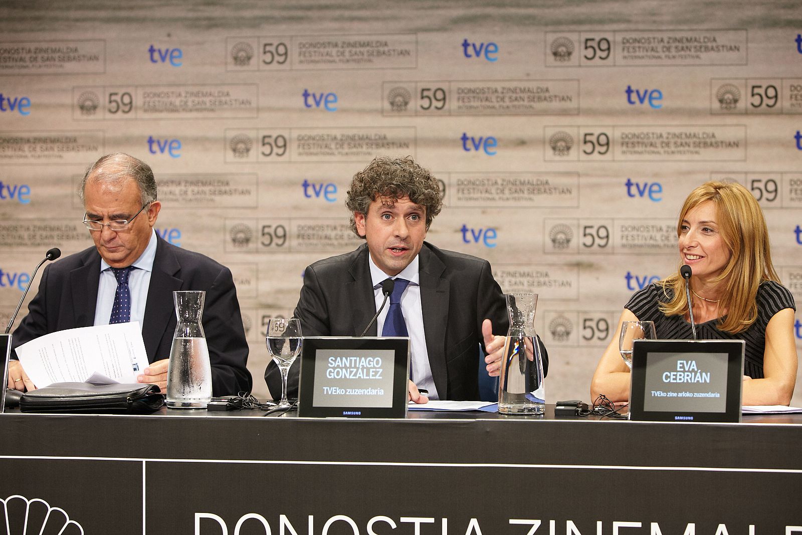 Pedro Pérez, presidente de FAPAE; Santiago González, director de TVE y Eva Cebrián, directora del área de cine de TVE