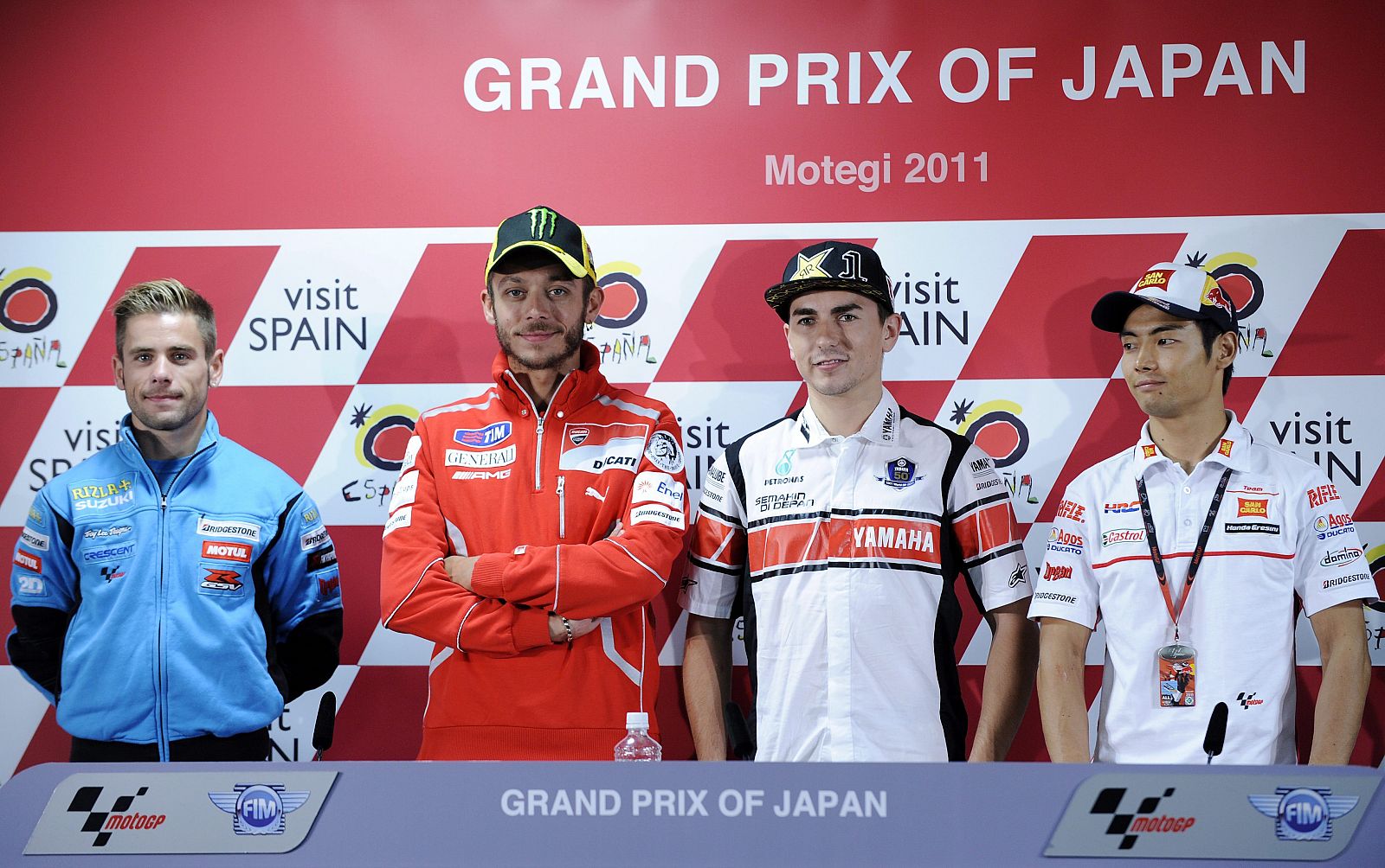 Jorge Lorenzo (2º dcha), Álvaro Bautista, el italiano Valentino Rossi (2º izq), y el japonés Hiroshi Aoyama (dcha).