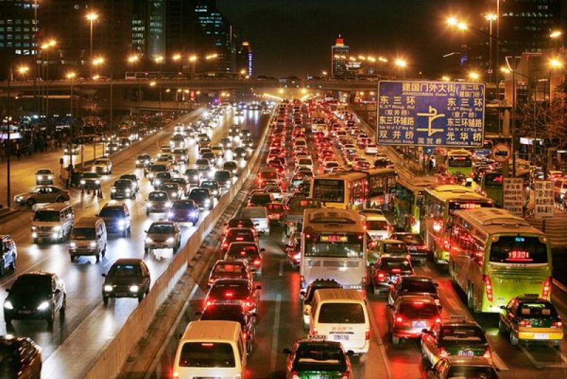 Los atascos son uno de los problemas de los grandes núcleos de población