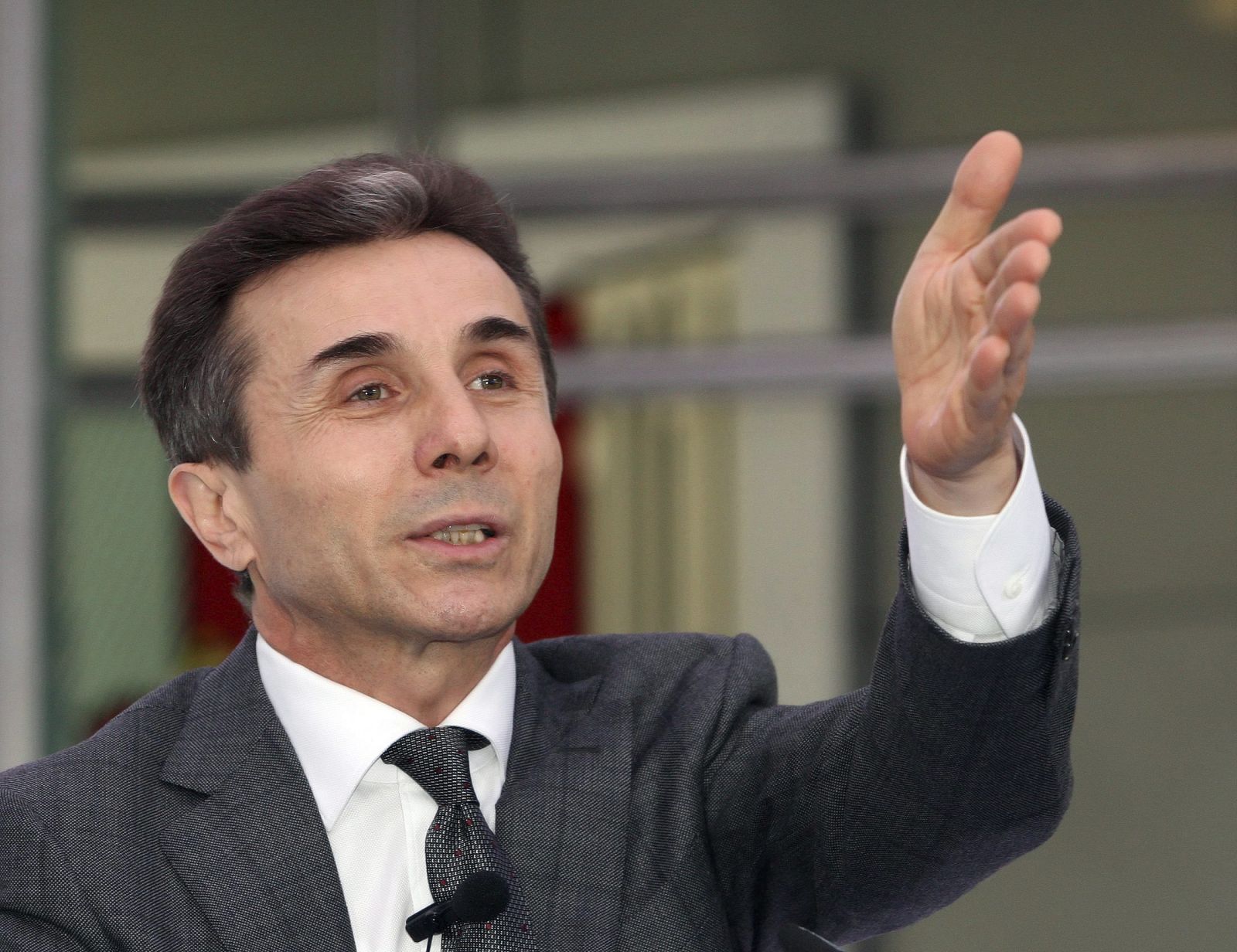 MILLONARIO BIDZINA IVANISHVILI IRRUMPE EN POLITICA