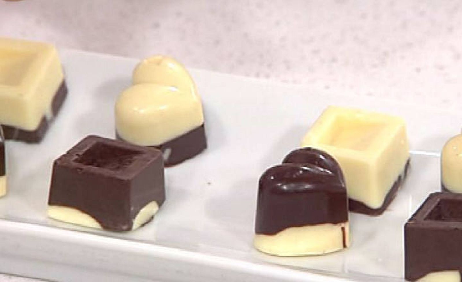 Bombones con almendras.