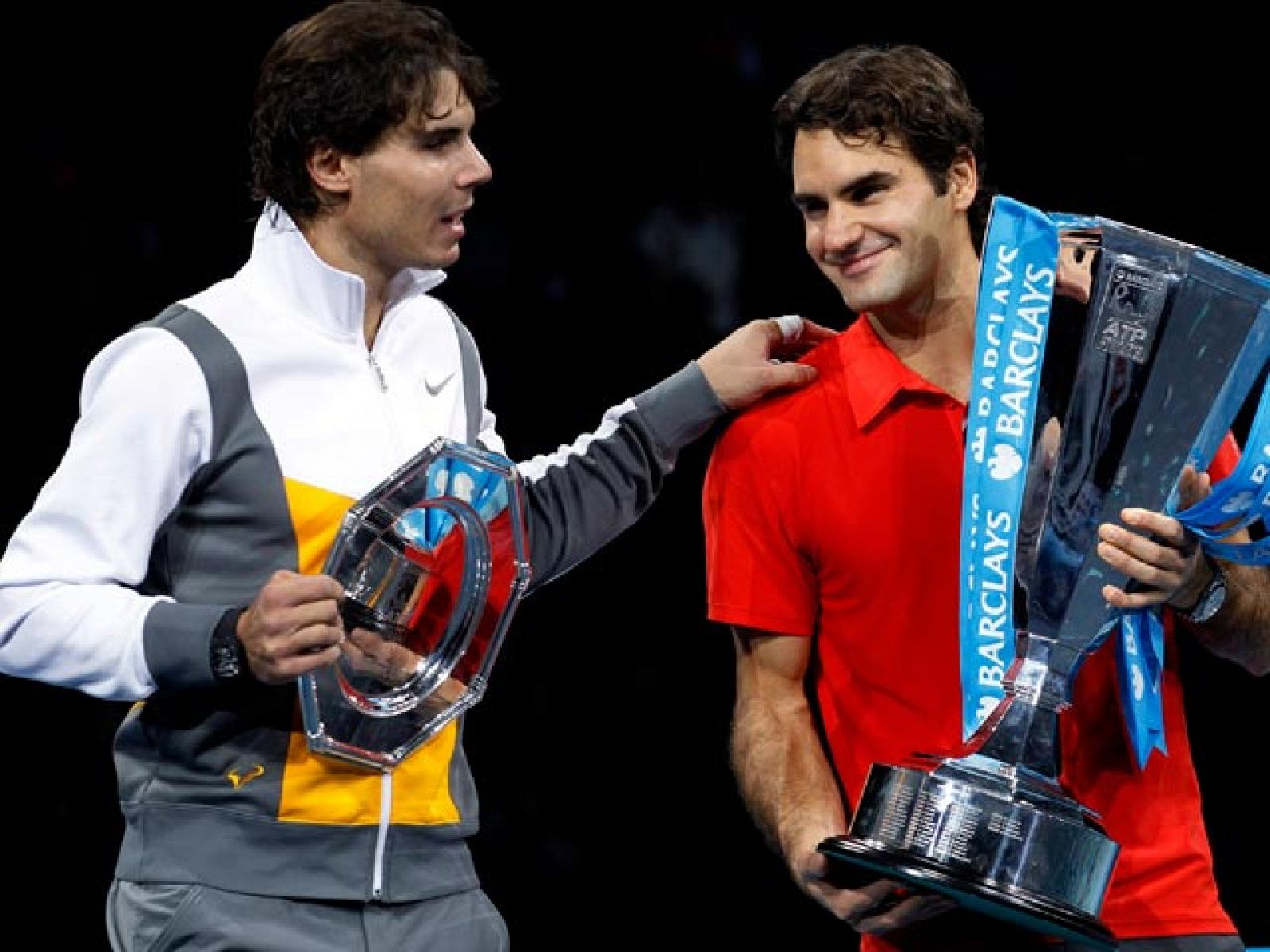 Nadal y Federer, en la entrega de trofeos de la edición de 2010