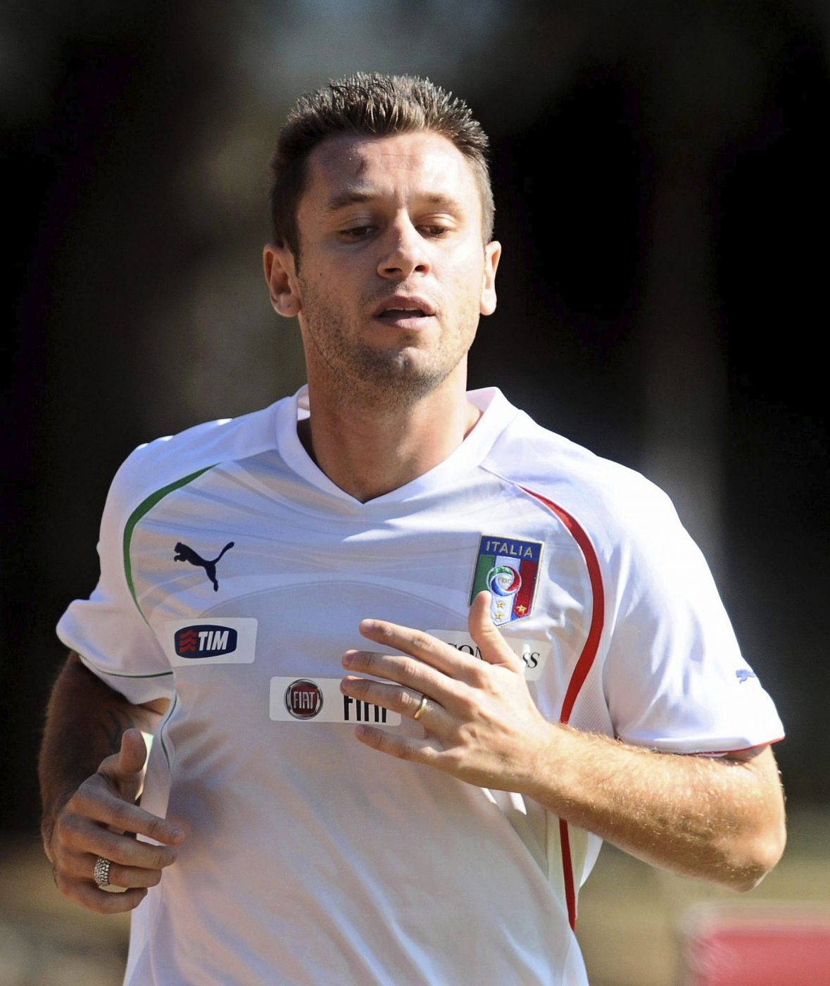 EL DELANTERO DEL MILAN ANTONIO CASSANO OPERADO CON ÉXITO EN MILÁN