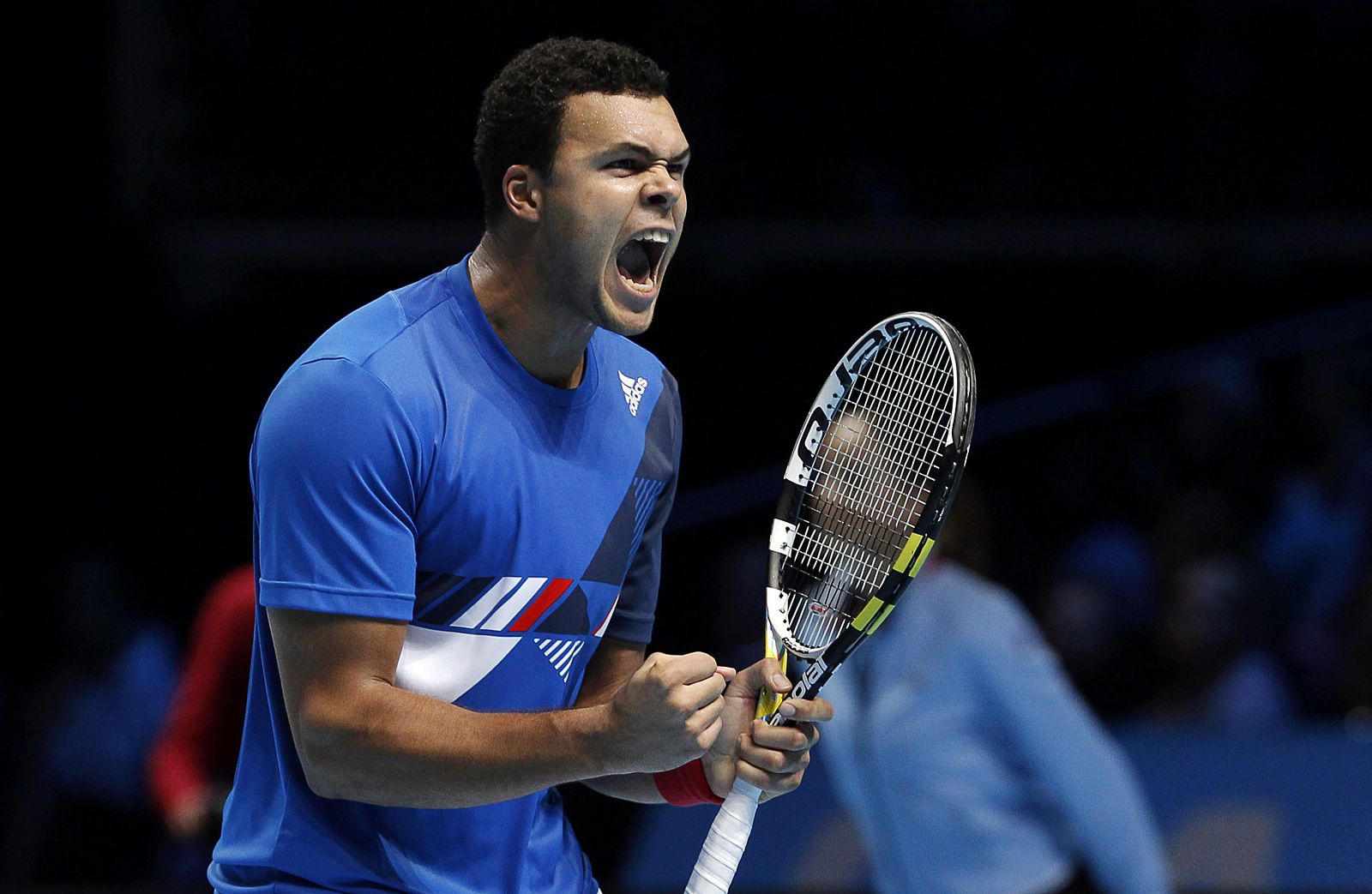 El tenista francés Jo-Wilfried Tsonga celebra su triunfo ante el checo Tomas Berdych.