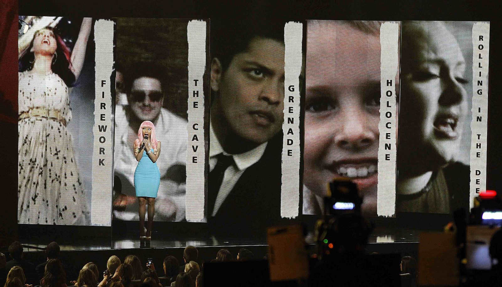 La cantante Nicki Minaj anuncia los nominados de los Grammy 2012 a la mejor canción del año