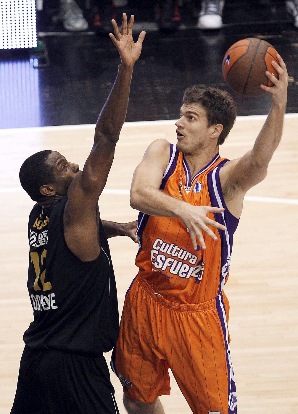 VALENCIA BASKET Y TELENET OOSTENDE SE ENFRENTAN EN LA EUROCUP