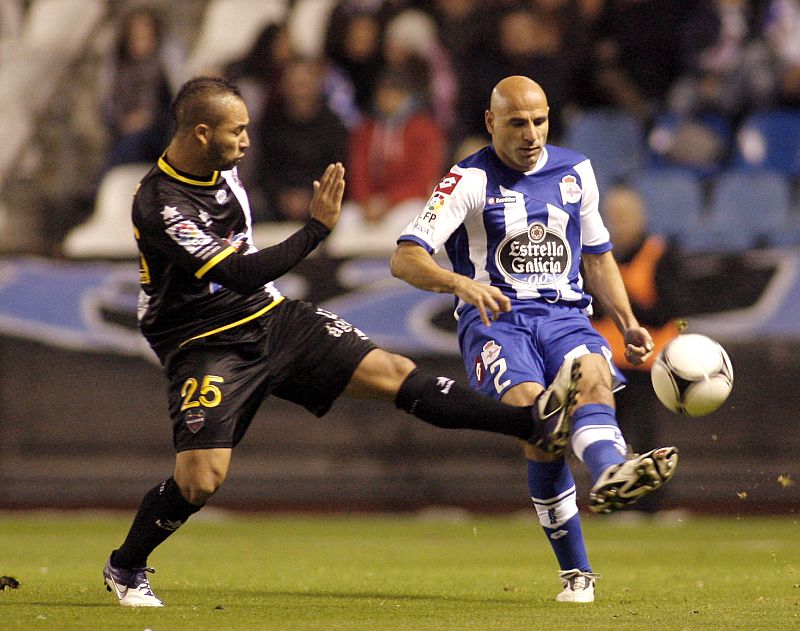 DEPORTIVO DE LA CORUÑA LEVANTE