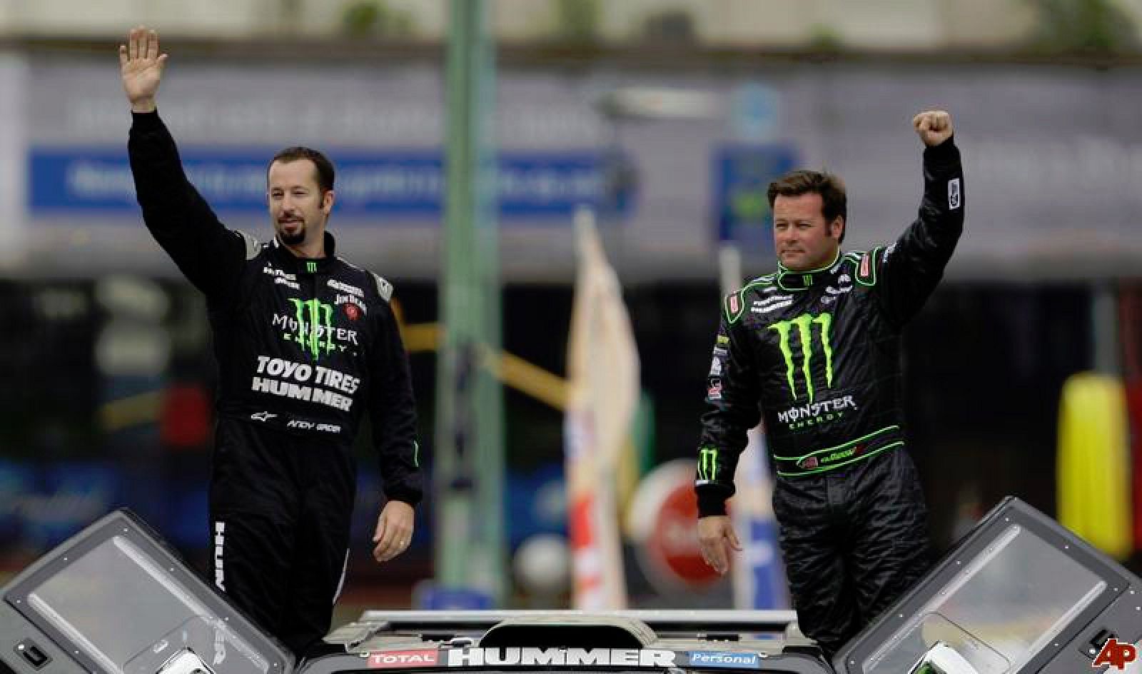 Fotografía de archivo de Robby Gordon y Andy Grider.