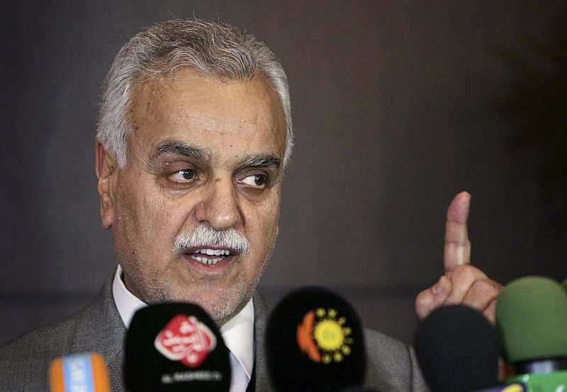 El vicepresidente iraquí, Tarik Al Hachemi, durante una rueda de prensa en Erbil, en el Kurdistán iraquí