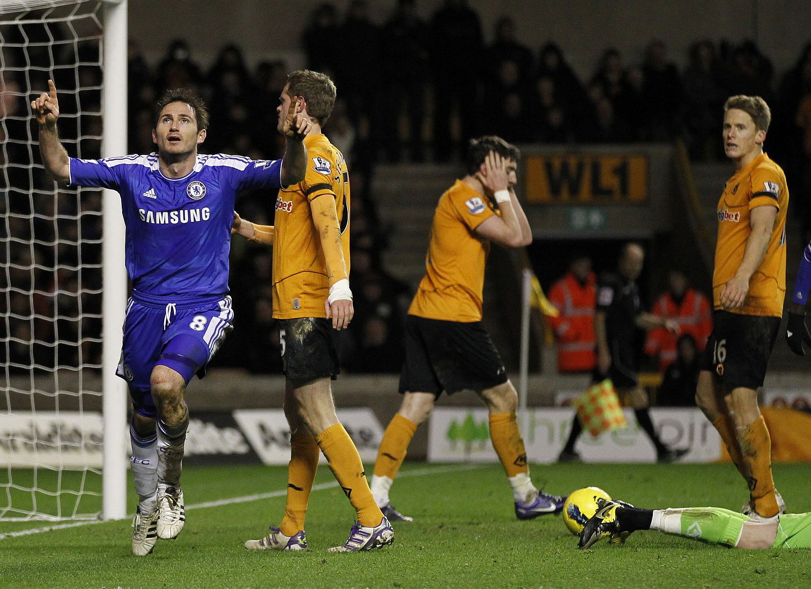 Lampard celebra el gol de la victoria en casa del Wolverhampton Wanderers.