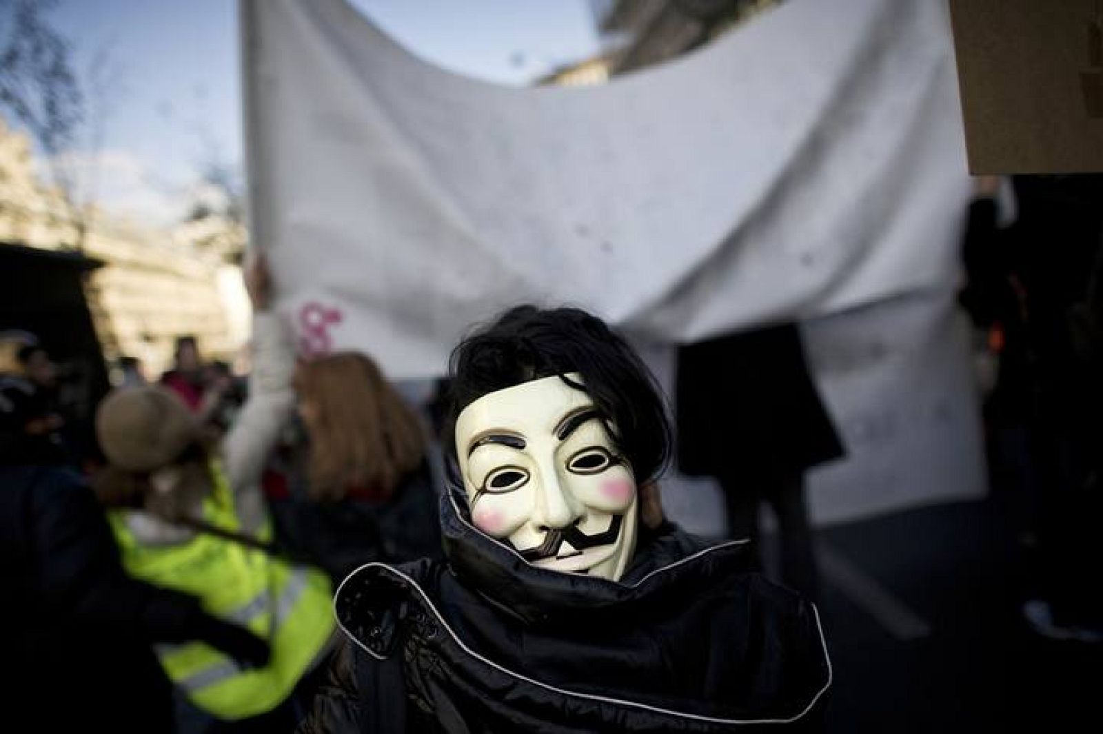 Anonymous ha publicado la llamada y el correo electrónico interceptado en internet