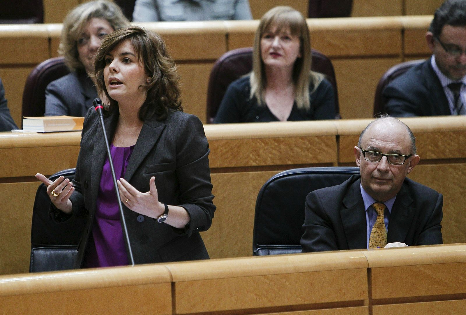 La vicepresidenta del Gobierno durante una de sus intervenciones en la sesión de control al Gobierno.